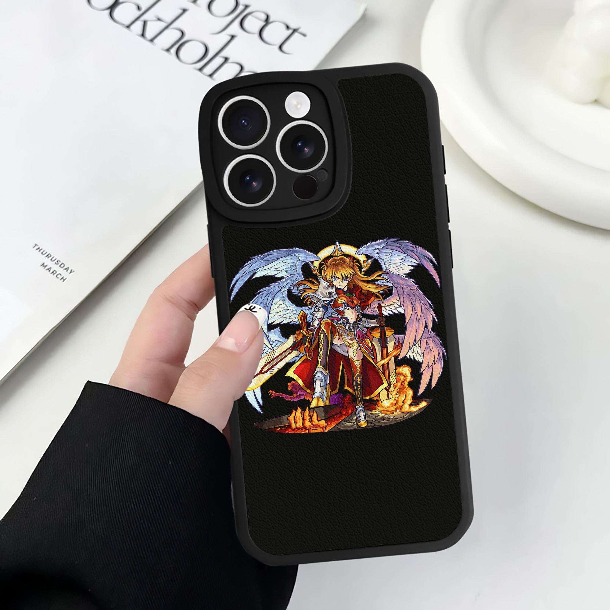 （画像用） EVA 新世紀エヴァンゲリオン 【iPhone 16シリーズ対応】シリコンスマホケース（レザー調） 材質：シリコン